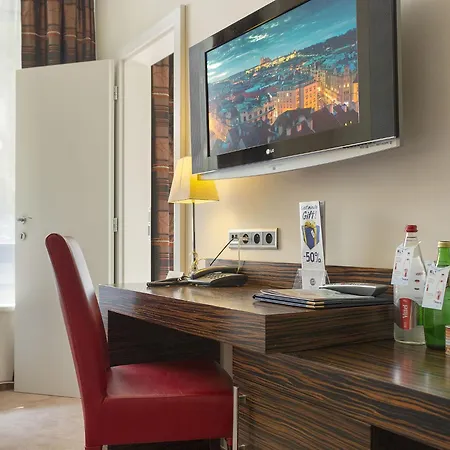 EA Hotel Crystal Palace-2